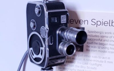 GWW Gift Guide: The Steven Spielberg Movie Camera Light