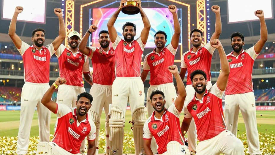 যে তথ্য স্কোরকার্ডে ওঠে না: ক্রিকেট বিশ্লেষণের নিচু তলার হিসাব